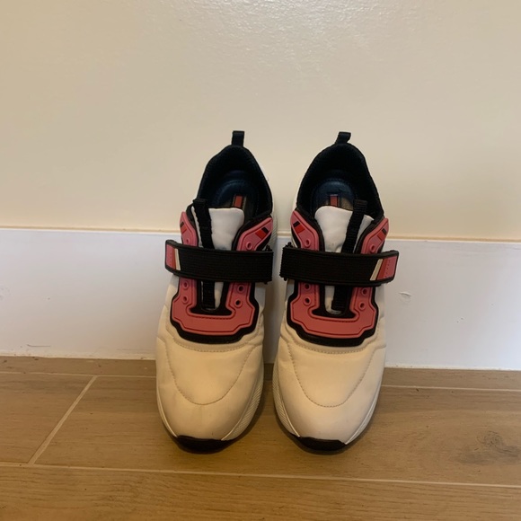 PRADA 3E6322 NYLON WHITE LOW TOP STRAP SNEAKERS - Picture 3 of 7